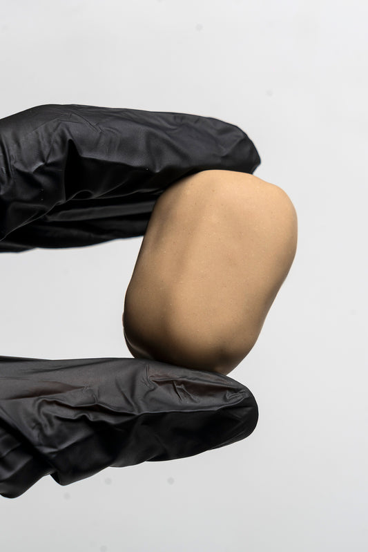 Dátil con coco y cubierto en chocolate